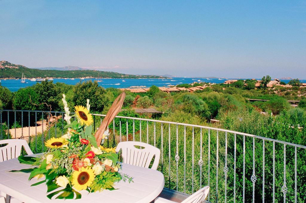 Le Corti Di Marinella Aparthotel Marinella  Bagian luar foto